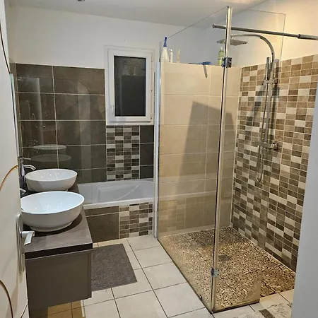 Nyaraló Maison *